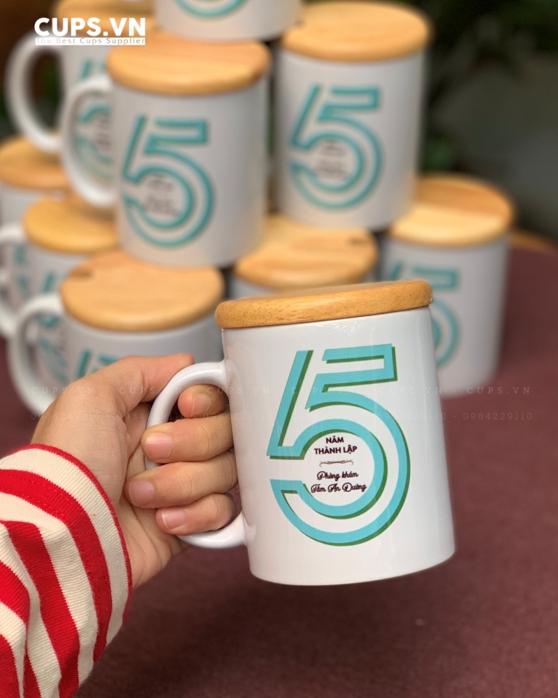 Ly sứ làm quà tặng kỉ niệm 5 năm