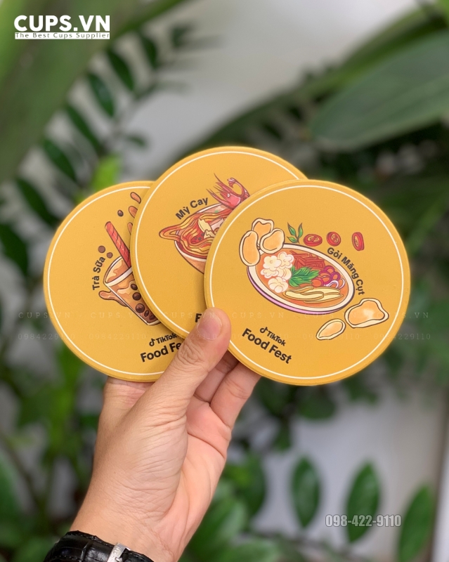 Lót ly gốm sứ in logo cho Tiktok food cực bắt mắt