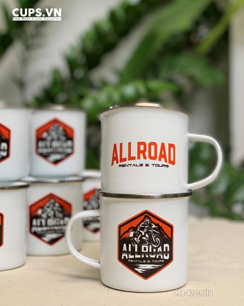 dịch vụ in logo lên ly sắt tráng men trở thành một hình thức quảng bá thương hiệu bền vững và tự nhiên.