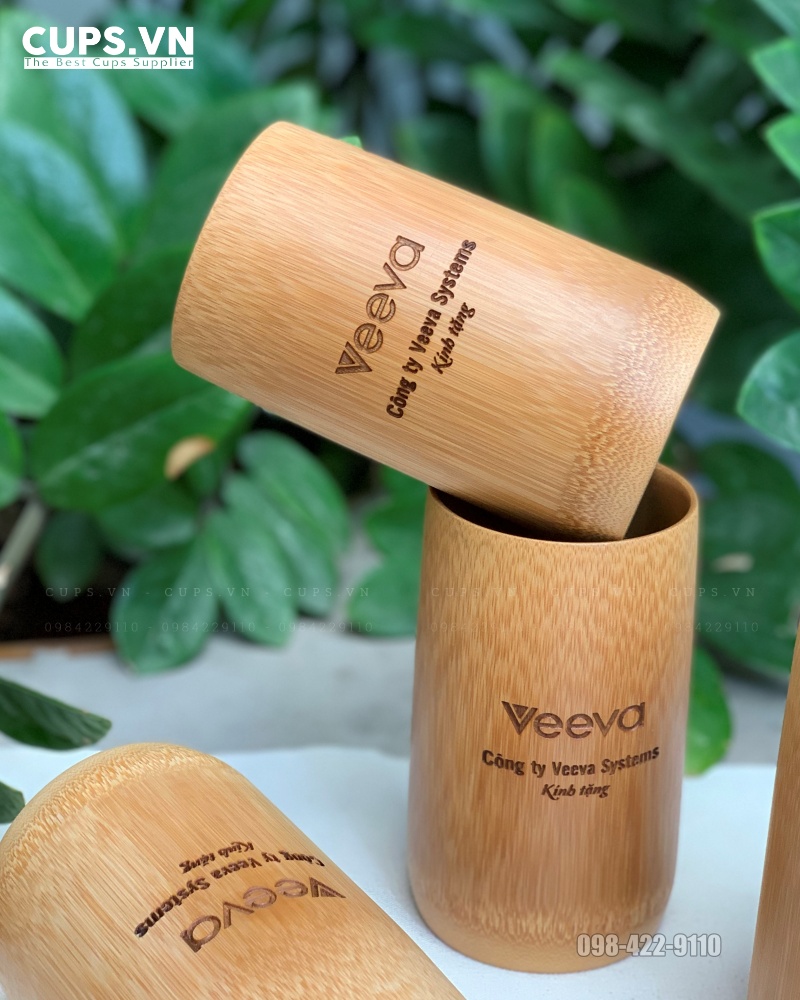 Việc Veeva lựa chọn ly tre khắc logo là minh chứng cho xu hướng mới: 👉 Quà tặng dành cho công ty công nghệ cần đơn giản nhưng thông minh 👉 Không chỉ đẹp mà còn phải có ý nghĩa